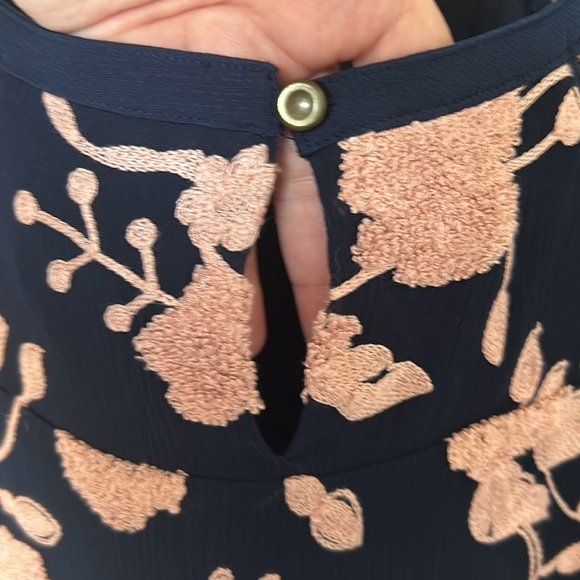 Mave-Franca textured embroidered blouse - Picture 3 of 6